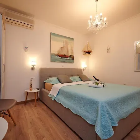 Rooms Antonio 3* Trogir