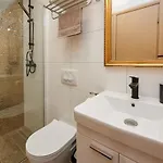 Rooms Antonio 3*