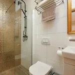 Rooms Antonio 3*