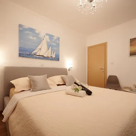 Antonio 3* Trogir